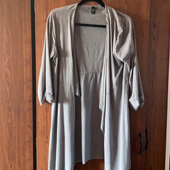 Windsor Sweaters - Grey soft cardigan. Fees like velvet